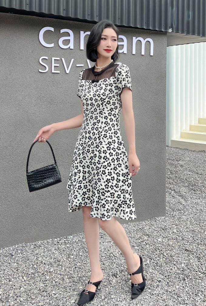 （现货）连衣裙，女装连衣裙，伊娜蕾尔