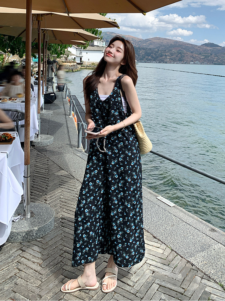 海边度假碎花背带裤女2025夏季新款韩系慵懒风宽松显瘦阔腿连体裤,女装连体裤,浙宝276（原081）
