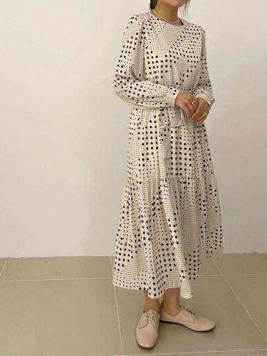 春天的版-超宽松波点连衣裙，女装连衣裙，LUCY