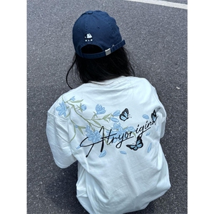 网图有货 美式蓝花卉蝴蝶字母刺绣短袖t恤男女宽松上衣 A663-P35图片