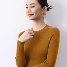 一线无缝精纺羊毛圆领打底衫女春季修身显瘦内搭长袖抽条毛衣，女装羊毛衫，庆大羊绒