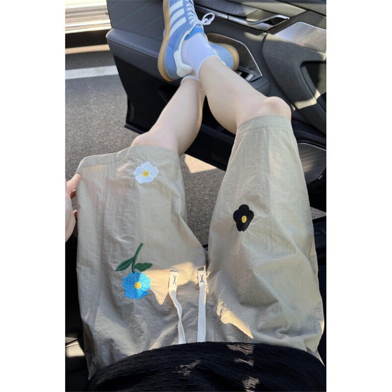 小花刺绣短裤男夏季薄款冰丝户外海边沙滩裤潮流运动过膝五分裤子,男装休闲裤,电商B220