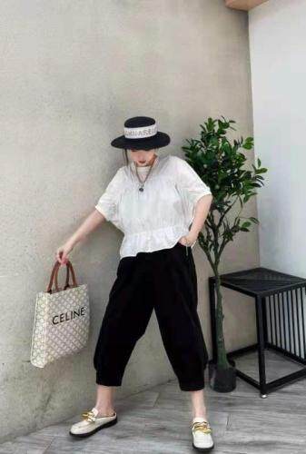 现货夏款韩版上衣，女装，琼卿格