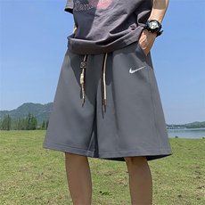 深灰色