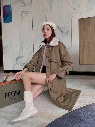 2021冬款韩版收身版派克服，女装，爱美欧