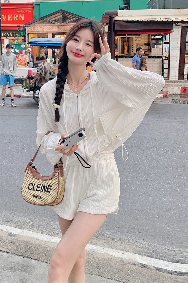 【新款现货】米白轻薄防晒套装088-6611p135k188,女装套装/套裙,2C088