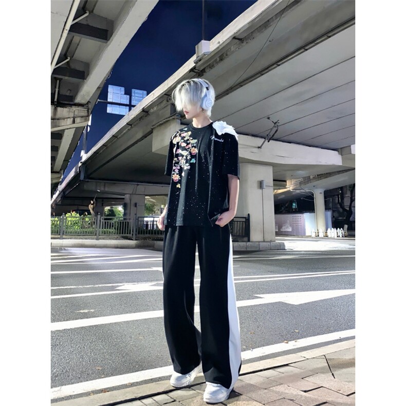 WE1544-P36绣花肩章羽毛满天星立体浮雕短袖T恤男女,男装T恤,电商B323A