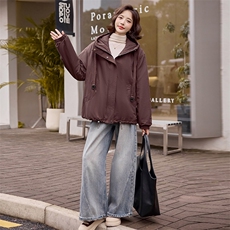2024冬装新款时尚简约英伦休闲风派克服女装外套，女装短外套，依万里