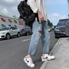 蓝色