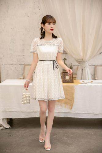 （现货）连衣裙,女装连衣裙,伊娜蕾尔