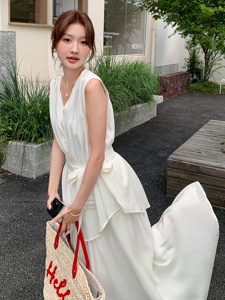 高级感御姐气质v领马甲半身裙两件套女2025夏季新款法式收腰显瘦,女装套装/套裙,浙宝305