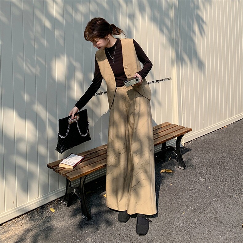 卡其色高级感马甲套装女2025春季新款盐系轻熟风休闲阔腿裤两件套,女装套装/套裙,秋水欣儿