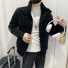 黑色
