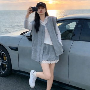 女春季新款运动休闲套装减龄马甲外套连帽T恤蕾丝花边裤裙三件套图片