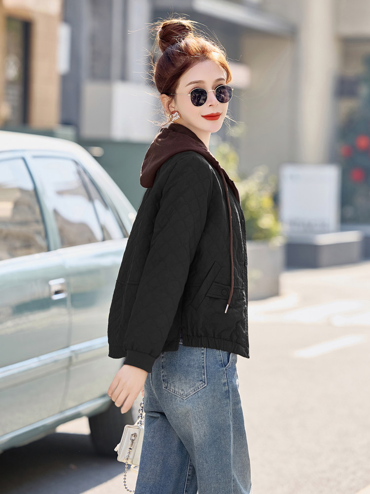 撞色拼接连帽休闲外套女2026春秋新款洋气减龄小香风菱格夹克上衣,女装短外套,余墨
