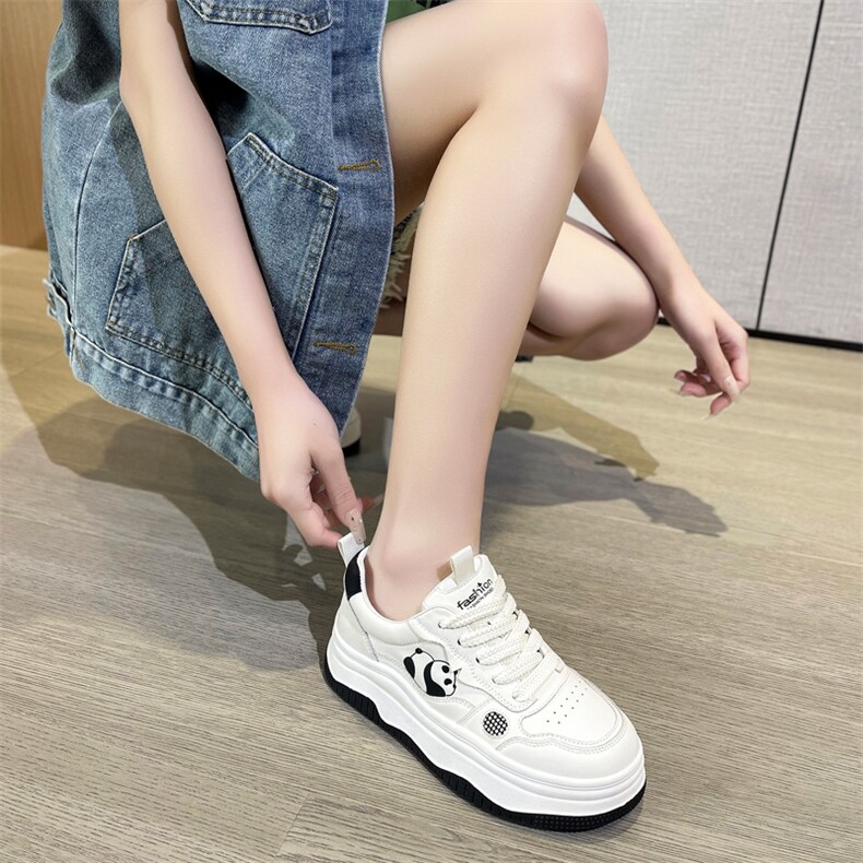 厚底小白鞋女2024春季新款百搭大头女鞋洋气软底休闲熊猫运动板鞋,女鞋休闲鞋,电商A223