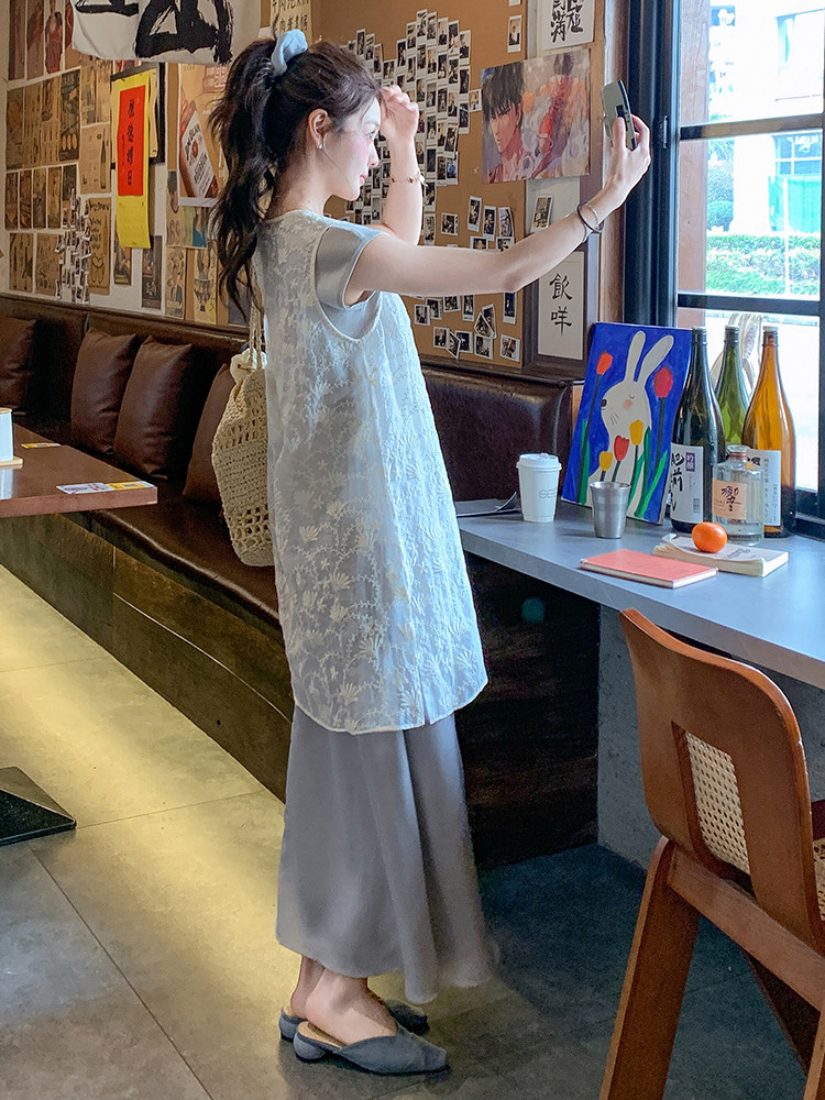 法式蕾丝绣花背心套装裙女2025夏季新款甜美减龄T恤半身裙三件套,女装套装/套裙,浙宝305