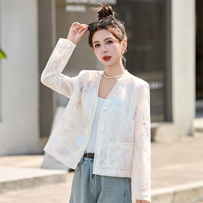 新中式欧根纱重工刺绣外套女2025春季V领开衫小香风短款蕾丝上衣,女装短外套,伊仟回