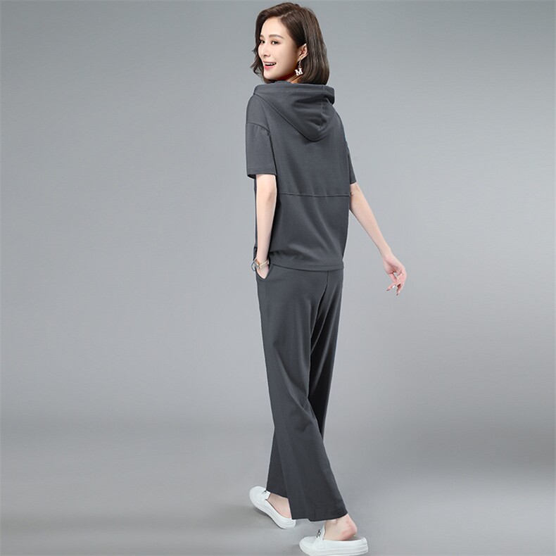 运动服休闲套装新款中年妈妈减龄棉短袖卫衣两件套,女装套装/套裙,天丽