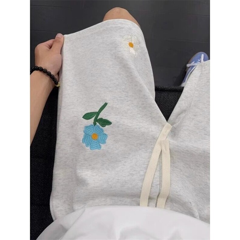 白灰色小花刺绣运动短裤男款夏季美式高级感裤子cleanfit图片
