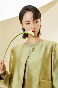 【现货】春季新品 拱针缎面外套图片