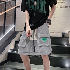 灰色
