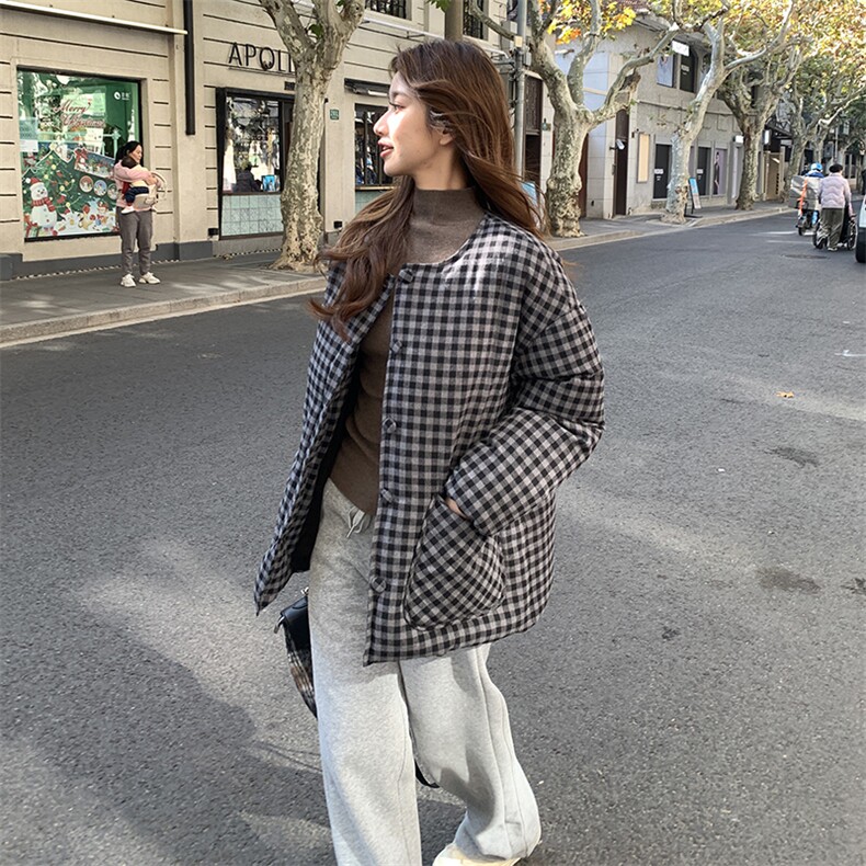 黑白格纹可脱卸围脖中长款羽绒服2C291-YRF186-P295-K499,女装羽绒服,2C291