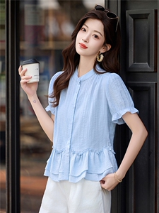 2026年夏季短袖女优雅风图片