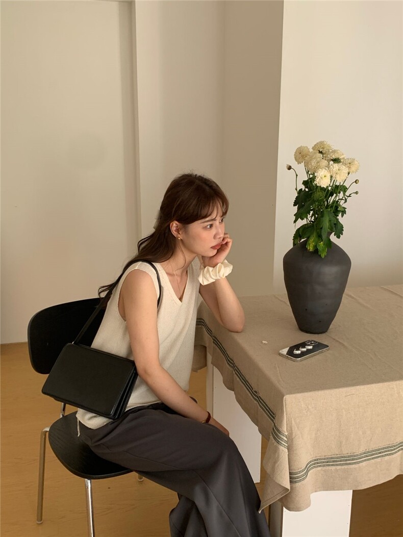 夏季新款短袖t恤女薄款圆领针织宽松百搭半袖上衣,女装T恤,斯尔特羊绒