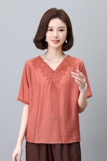 优雅刺绣V领短袖衬衫女夏季新款宽松显瘦百搭上衣气质女装，女装衬衫，叶笙衣