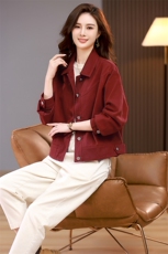 时尚休闲翻领短外套女春秋2024新款洋气宽松百搭中年妈妈夹克上衣，女装短外套，文熹诺