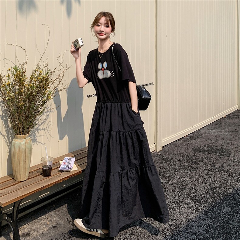 黑色印花t恤拼接连衣裙女2025夏高级感气质减龄超长款到脚踝长裙图片
