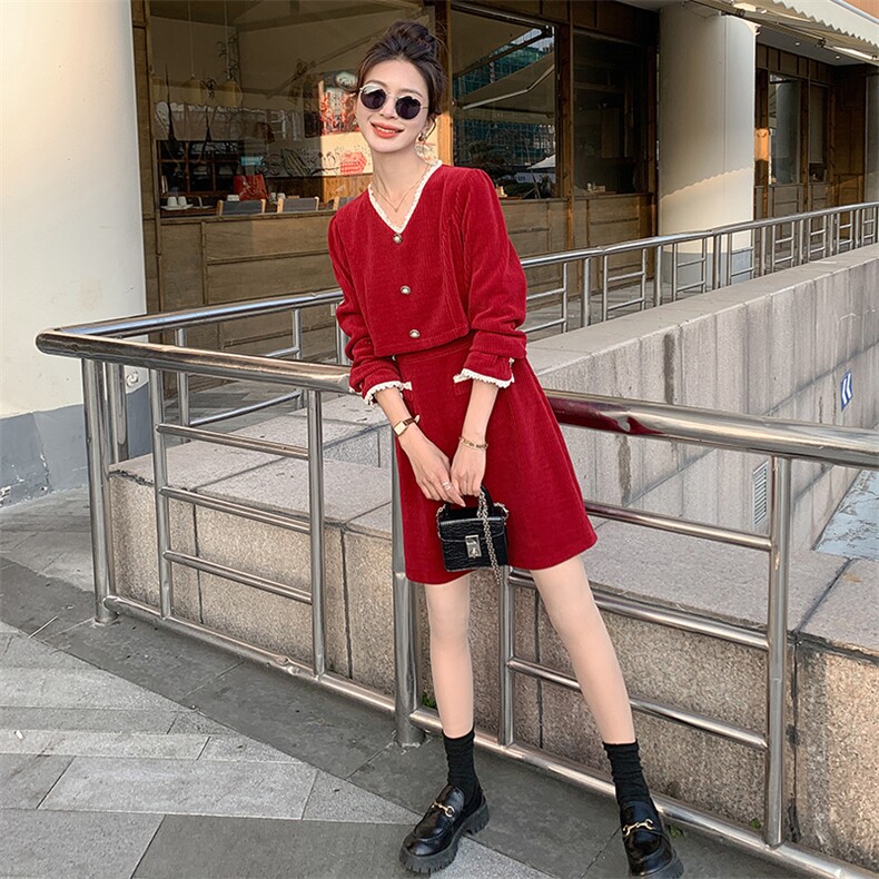 《现货新品》木耳花边假两件拼接修身显瘦两件套套裙,女装套装/套裙,曼琳思菲