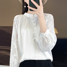 白色