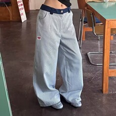 蓝色
