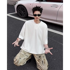 白色