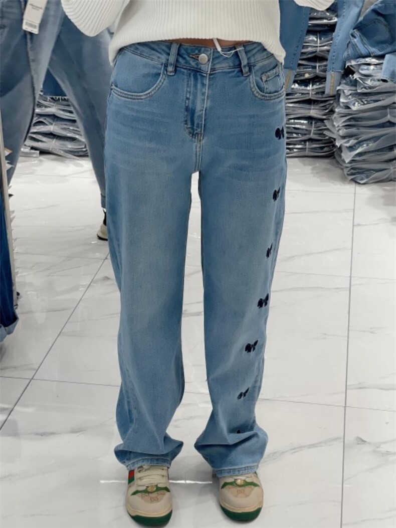 2022夏款绣花牛仔裤宽松牛仔裤，女装牛仔裤，雪儿诱惑