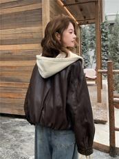 韩版针织连帽假两件短款羽绒服女2025冬装保暖皮衣夹克外套上衣潮，女装皮衣，艾米莉亚
