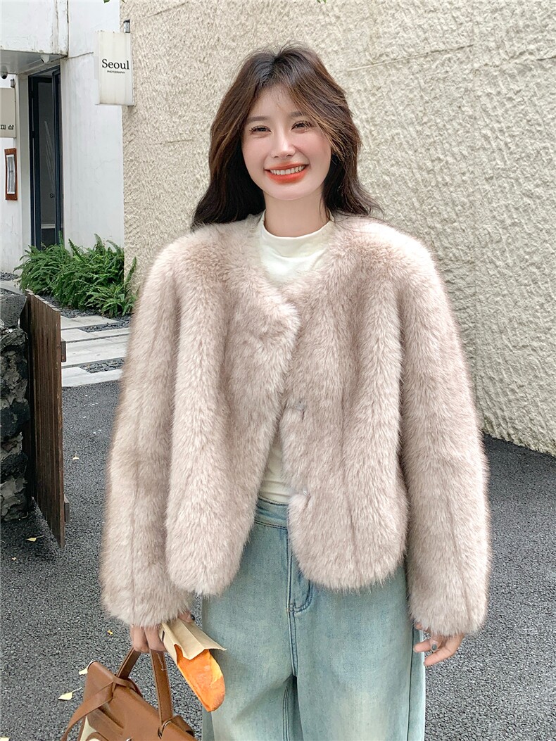 现货主推2025冬季新款时尚环保皮草毛毛外套女短款1510-P165K258,女装皮草,欣美人