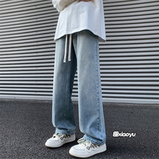 浅蓝色