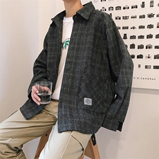 灰色