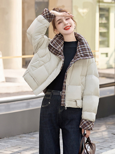 短款羽绒服女2024冬季新款小个子高级感超好看洋气拼接格子面包服图片