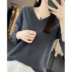 一线成衣100%纯羊毛衫女V领镂空钩花长袖毛衣宽松羊绒衫打底上衣，女装羊毛衫，昭美羊绒