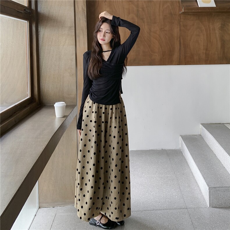 黑色休闲不规则T恤套装女2025年秋季新款设计感波点阔腿裤两件套,女装套装/套裙,2C168
