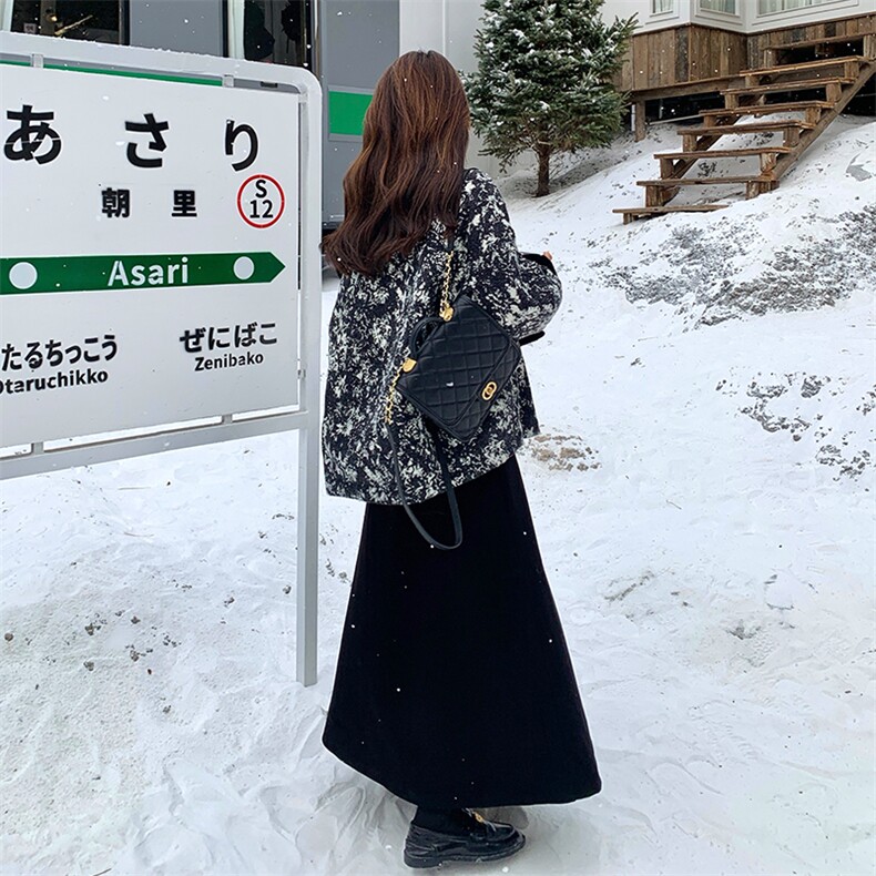 现货提花羽绒服两件套199-外套P335-K488-套装P395-K588,女装羽绒服,2C007