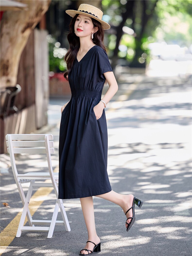 5113时尚气质V领收腰连衣裙,女装连衣裙,倪叶myz