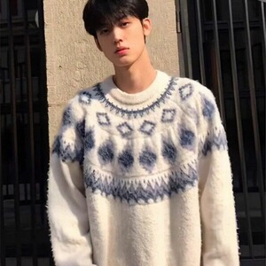 2025美式时尚圆领长袖毛衣秋季新款潮牌情侣休闲百搭软糯针织上衣图片