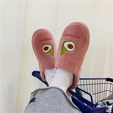粉红色