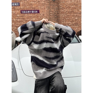 B217-P50 美式条纹圆领毛衣男秋冬慵懒潮牌oversize情侣装针织衫图片