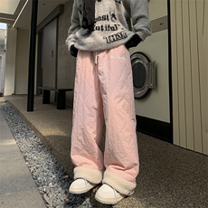 粉红色